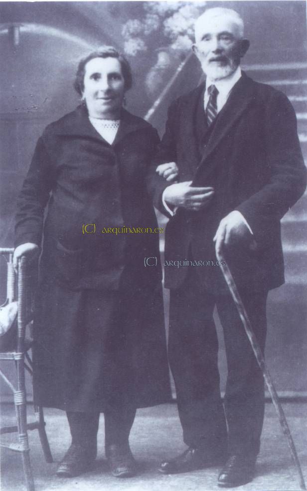 Tío Antón de Calvo e a súa esposa a tía Pepa de Calvo. 1930